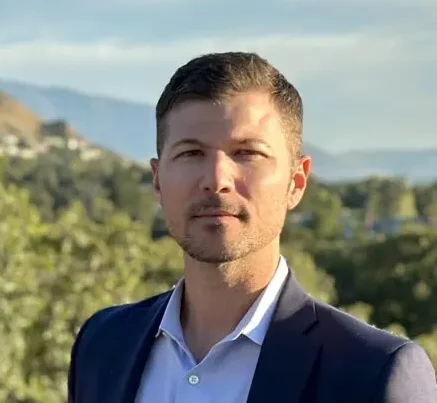 Steven Erkel Headshot